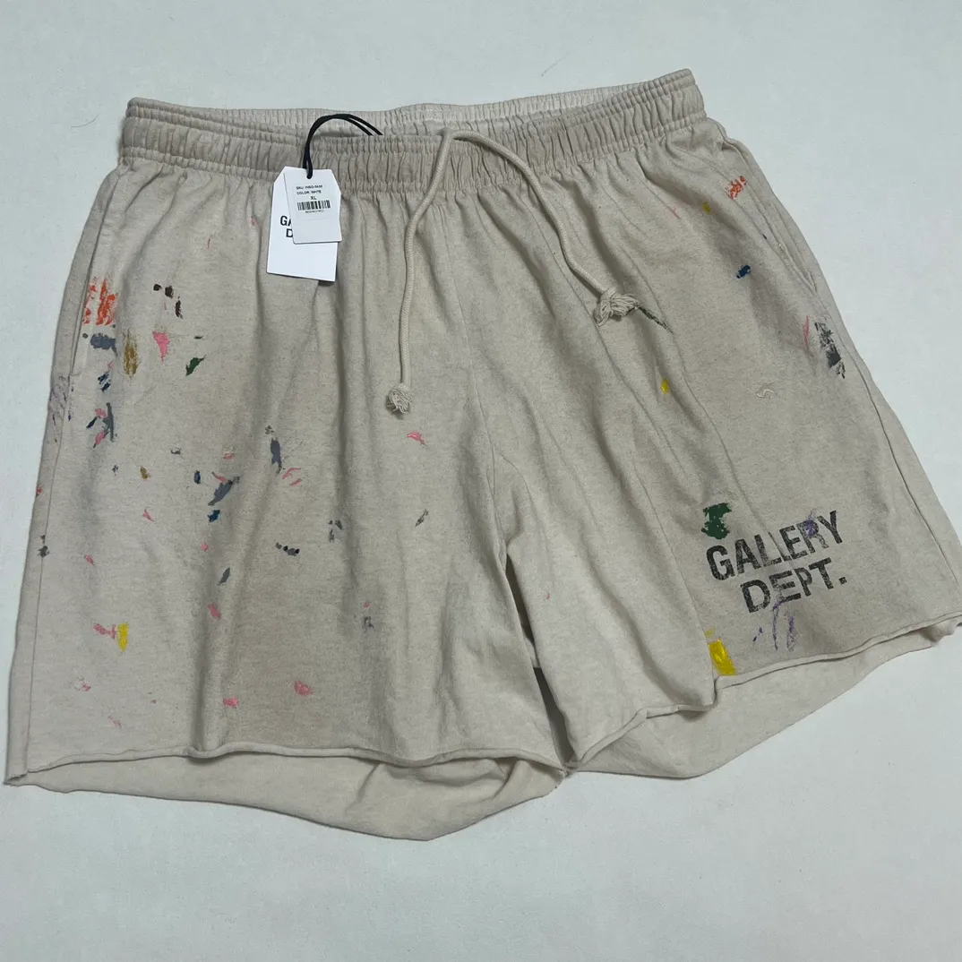 Heavy craftsmanship, the first choice for American boys in summer GALLERY DEPT. INSOMNIA SHORTS/WHITE English mud-dyed and ink-splashed shorts, off-white S-XL, super comfortable and breathable fabric, frees the lower body, heavy wash, mud-dyed and distressed, super complex ink-splashed graffiti